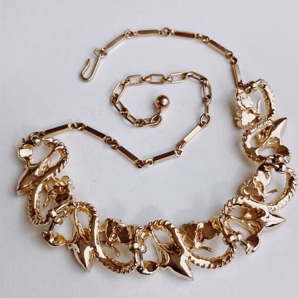 Signed Coro Mid Century Gold Tone Leaf Necklace with Amber Rhinestones VTG 1950s - Picture 11 of 12